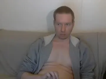 2small4you83 live cam preview