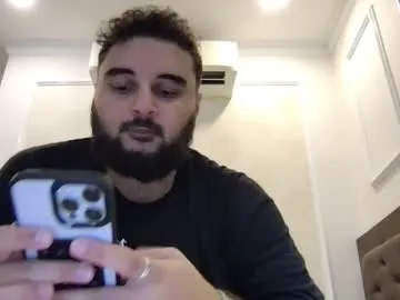 _alan_bear_ live cam preview