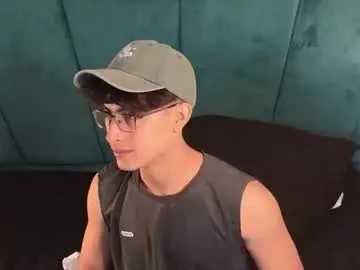 Aaron_eze live cam preview