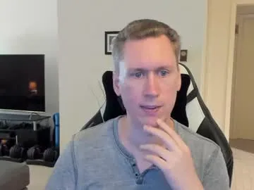 Aim_to_misbehave live cam preview