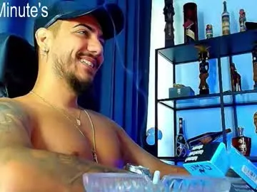 Andrewbanner live cam preview