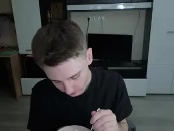 Angryzan live cam preview