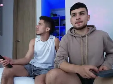 Aron_santoro1 live cam preview