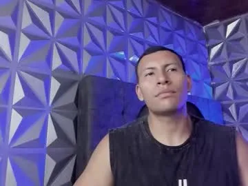 Arthur_mason live cam preview