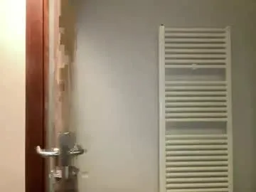 Asexyjohn18 live cam preview