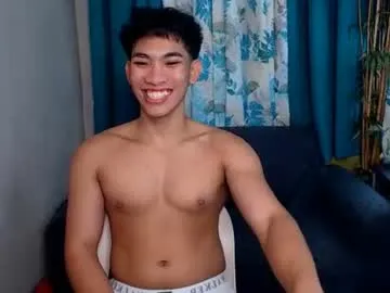 Asianbigcock_ivan live cam preview