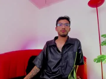 Aziel_jenner live cam preview