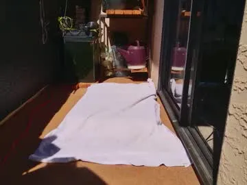 B1gbanana live cam preview