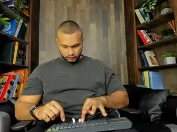 Charliegrifinx live cam preview