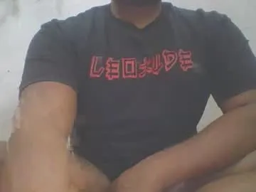 Crazzy_booy live cam preview