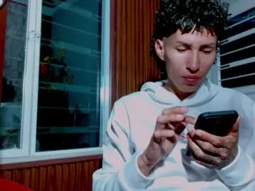 Daniel_deluxx live cam preview