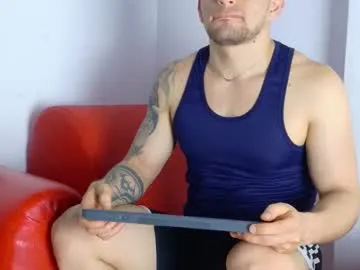 Daniel_ova live cam preview