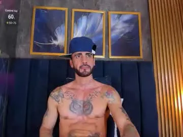 Darwin_horny2 live cam preview
