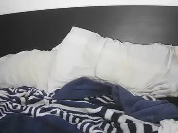 Dearsweetboyz live cam preview
