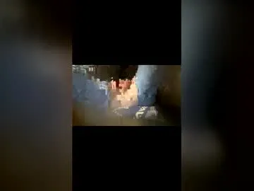 Dirtyuniversal live cam preview