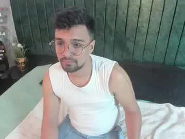 Edward_maxx live cam preview