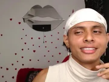 Elio_fox live cam preview