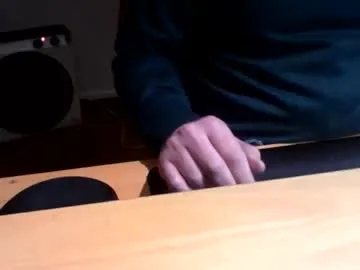 Esclavo_hot live cam preview