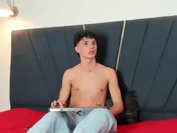 Esteban_cum18 preview thumbnail