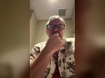 Girlsandbikes preview thumbnail