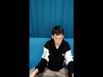 Goodboyluca live cam preview