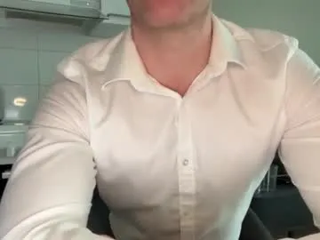 Guyfromfinland1981 preview