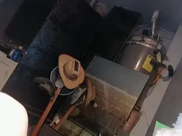 Handystud33 live cam preview