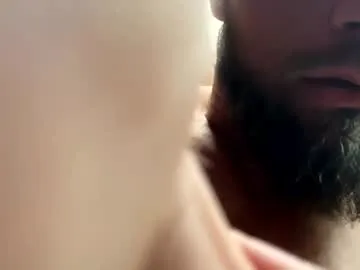 Holder012 live cam preview