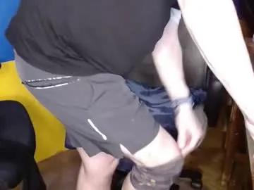 Huskyguy live cam preview