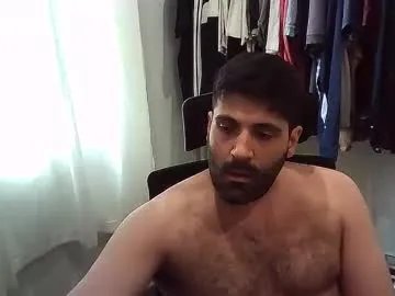 Italianboybcn preview thumbnail