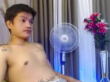 Itzme_urnaughtyangelo preview thumbnail