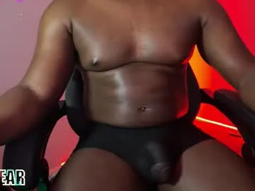 Izzybear_ live cam preview