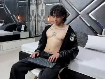 Jaytaylorr live cam preview