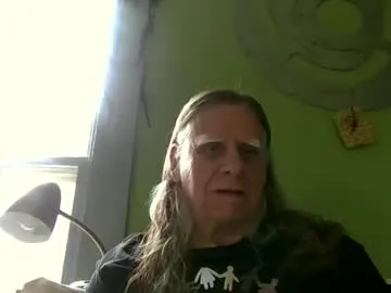Johnnieq1971 live cam preview