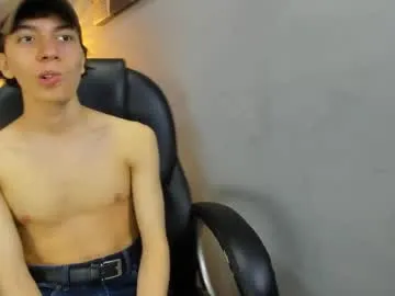 Julesx15 live cam preview