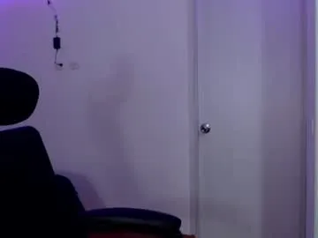 Julia284990 preview thumbnail