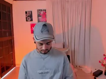 Keneth_collins live cam preview