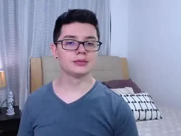 Kevinhunts live cam preview