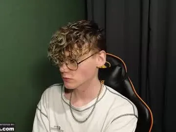 Kirill_20_cm live cam preview