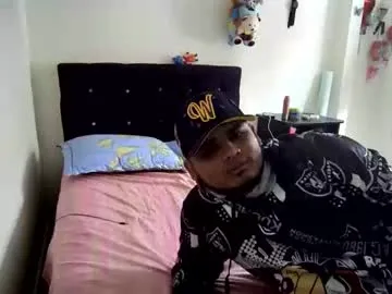 Latin_curiousxxx live cam preview