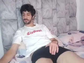 Latinlustandfrenchkiss live cam preview