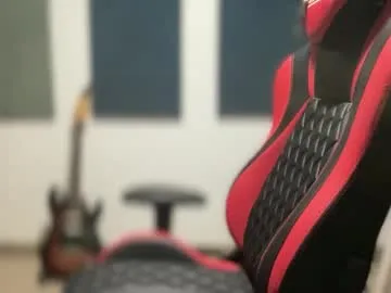 Lion_hotty preview thumbnail