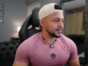 Loganmartinx live cam preview