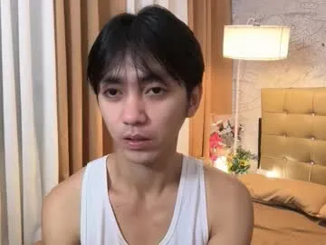 Louieismy_name live cam preview