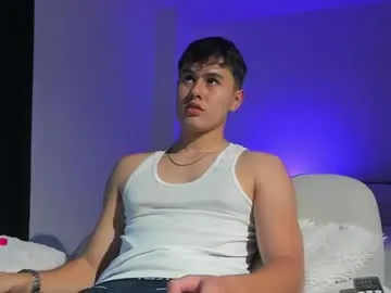 Louis_sae live cam preview