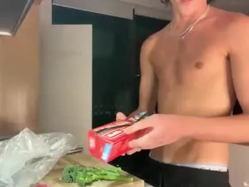 Loves_leo preview thumbnail