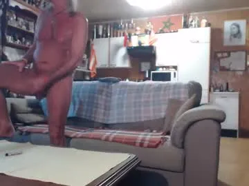 Lovetobenaked10 preview thumbnail