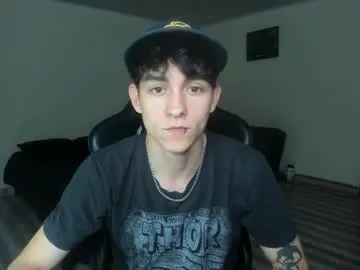 Luke_chill live cam preview