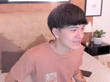 Madness_savage live cam preview