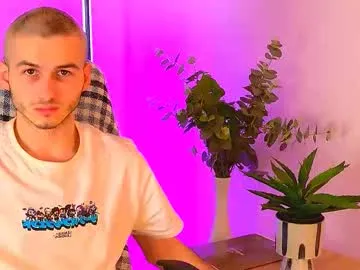 Magic_storms live cam preview